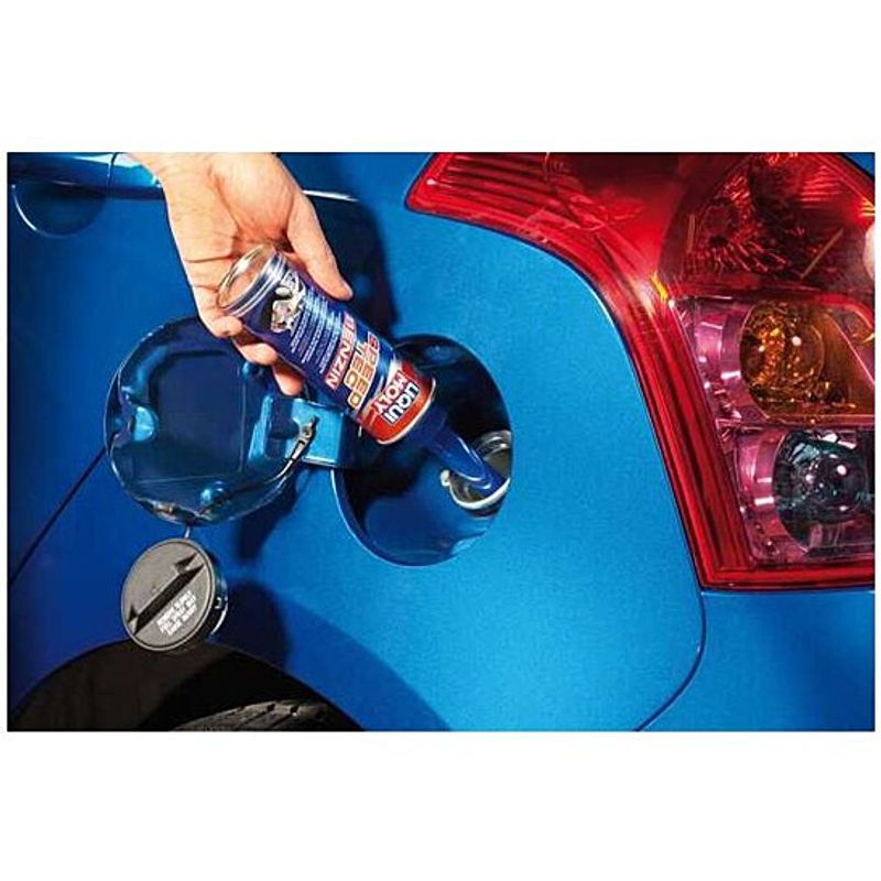 20200318-3720-anwendung-speed-tec-benzin-kraftstoffadditiv-2-be52